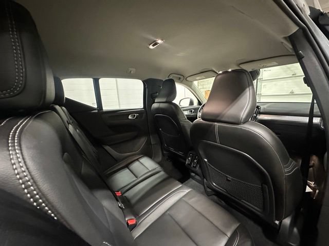 Used 2019 Volvo XC40 T5 Momentum AWD/4WD image 15