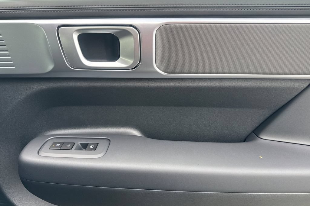New 2026 Hyundai Santa Fe SE FWD image 18