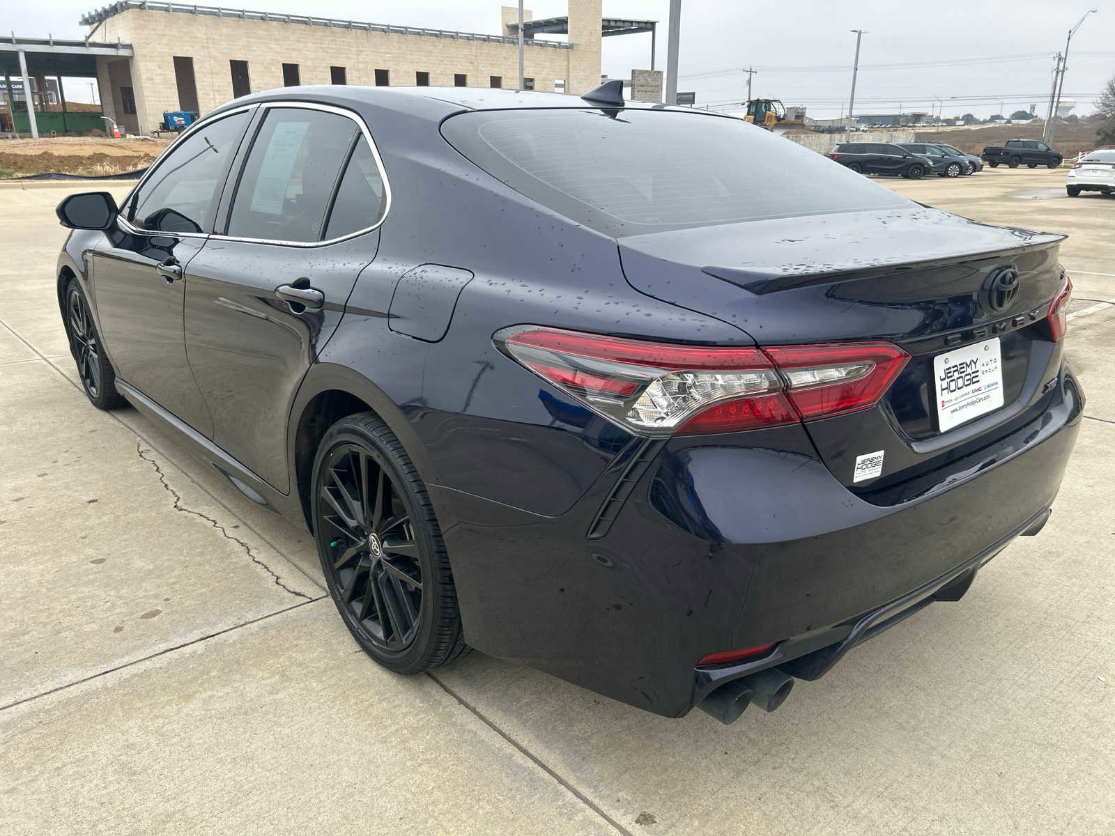 Used 2022 Toyota Camry XSE image 5