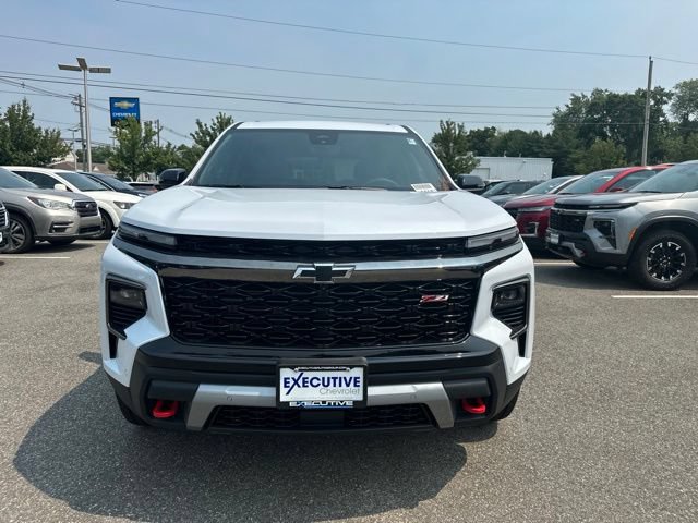 New 2026 Chevrolet Traverse Z71 w/ Enhanced Driving Package AWD/4WD image 8