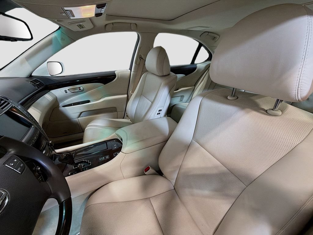 Used 2008 Lexus LS 460 RWD image 22