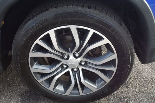 Used 2019 Mitsubishi Outlander Sport ES AWD/4WD image 38