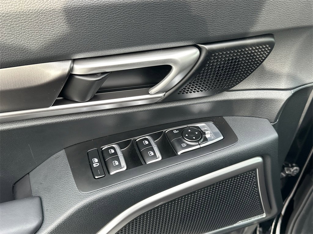 New 2025 Kia Telluride S image 16