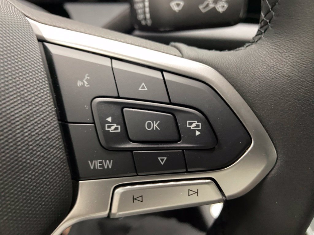New 2027 Volkswagen Jetta SE FWD image 13