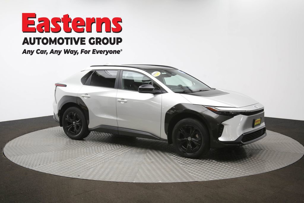 Used 2023 Toyota bZ4X XLE AWD/4WD image 48