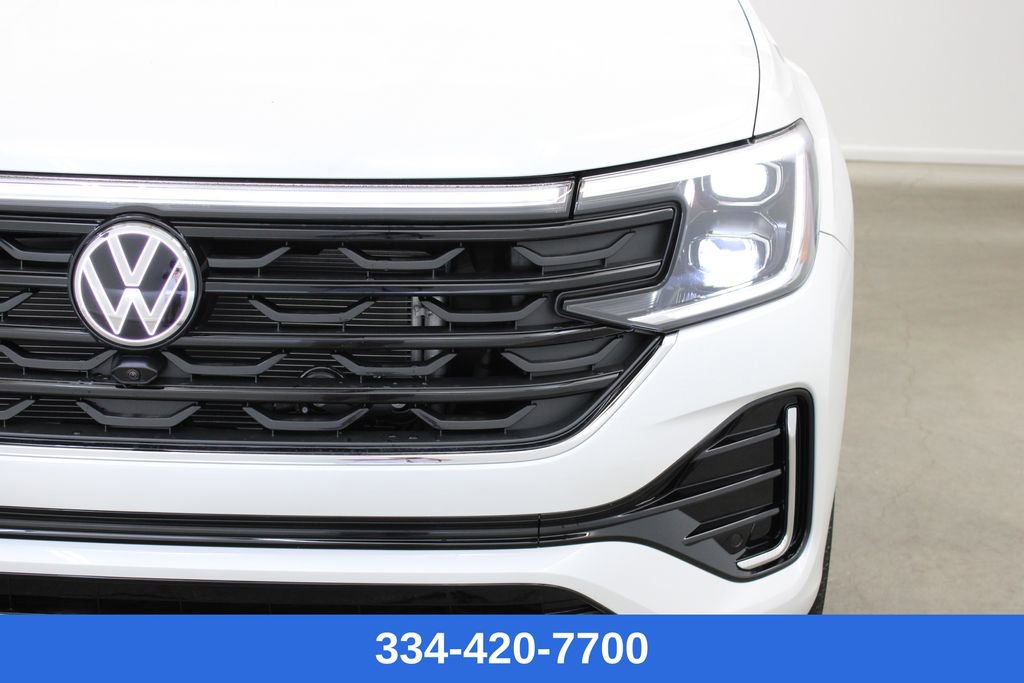 New 2025 Volkswagen Atlas Cross Sport SEL Premium R-Line image 8