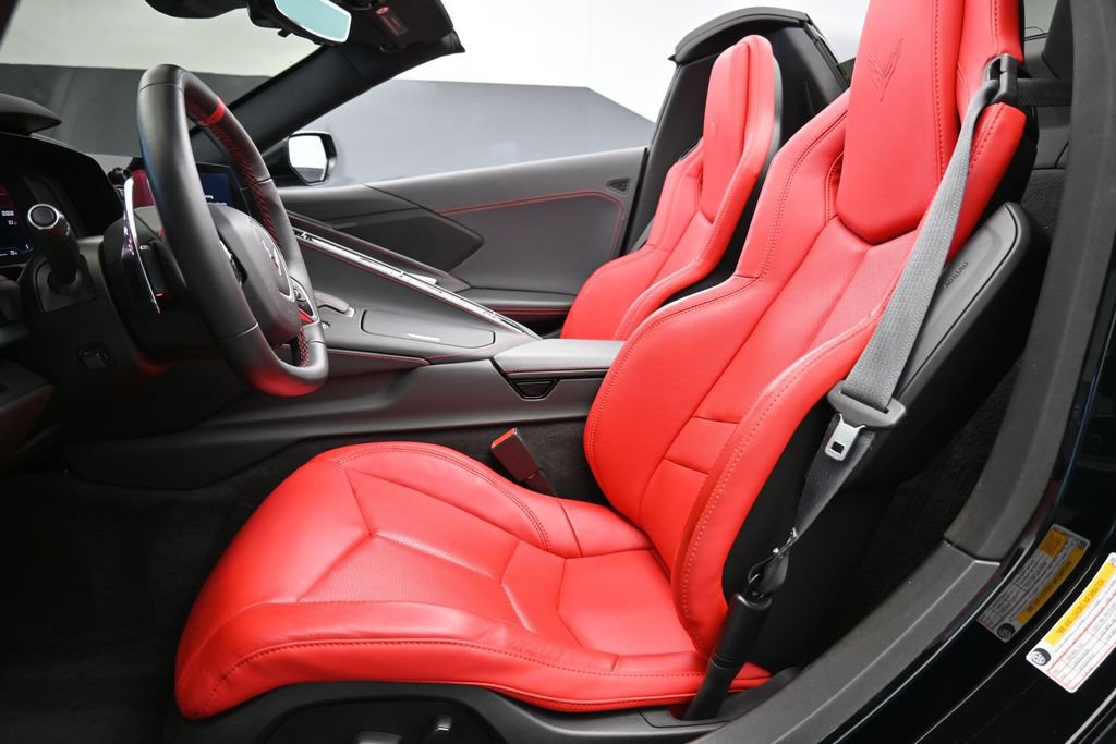 Used 2024 Chevrolet Corvette Stingray Convertible w/ 1LT RWD image 10