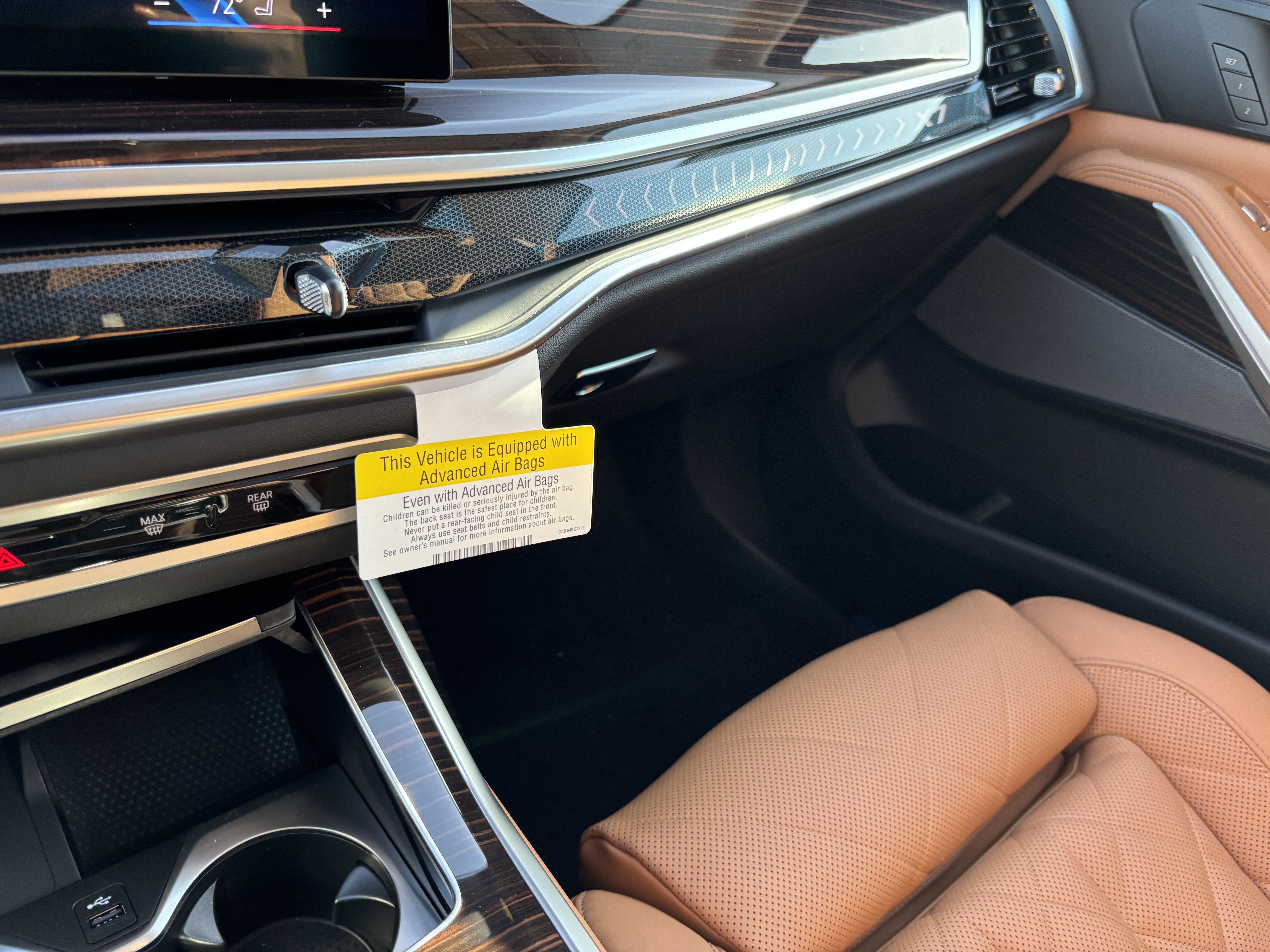 Used 2026 BMW X7 xDrive40i w/ Premium Package AWD/4WD image 17