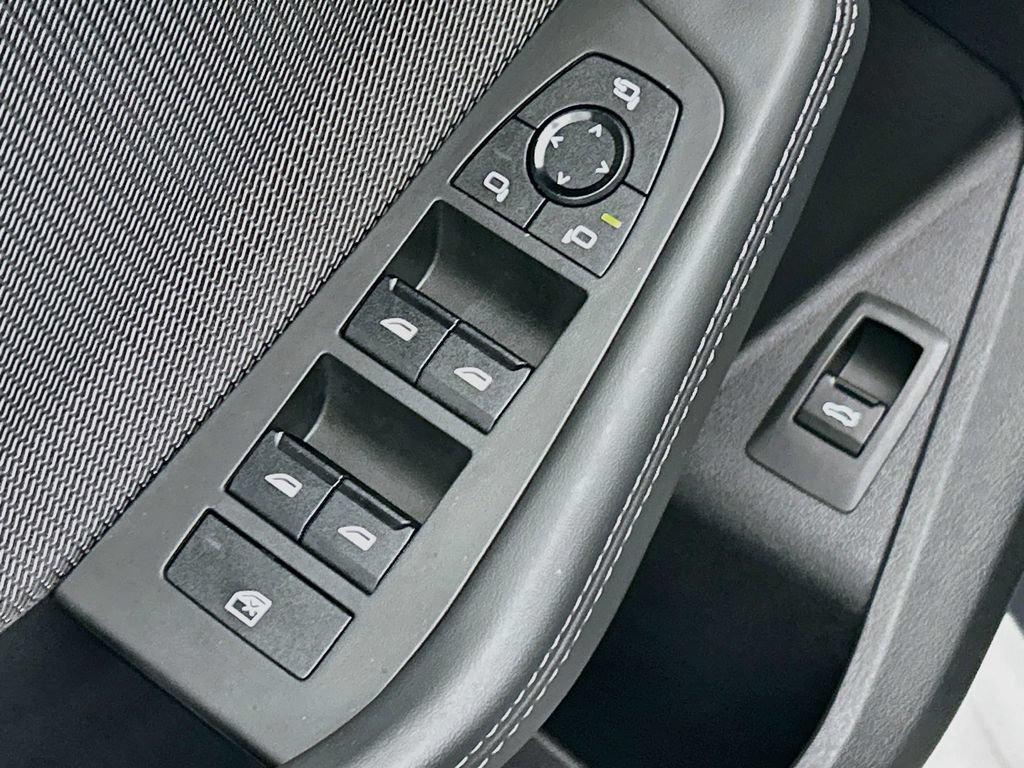 Certified 2026 BMW 228i w/ Technology Package FWD image 21