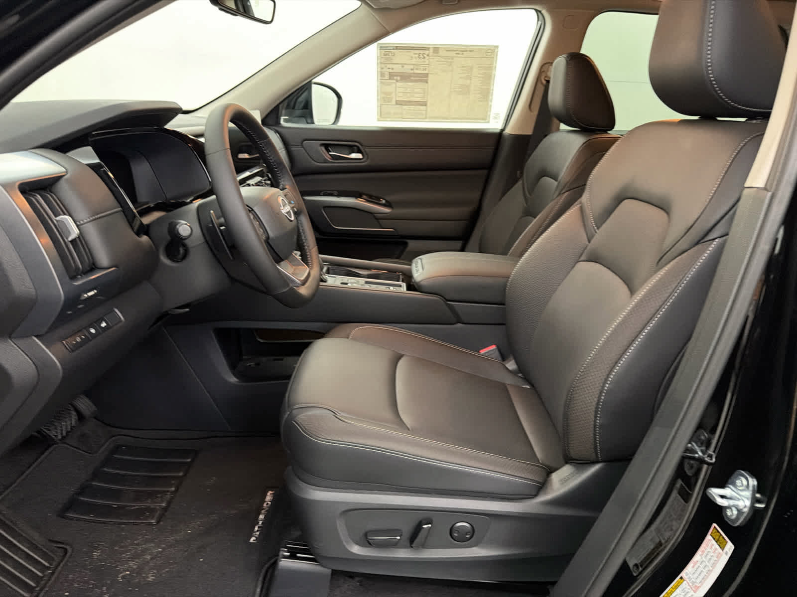 New 2026 Nissan Pathfinder SL FWD image 14