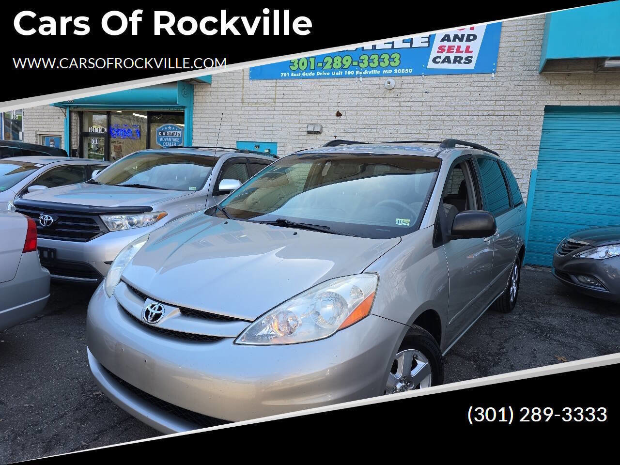 Used 2009 Toyota Sienna LE FWD image 1