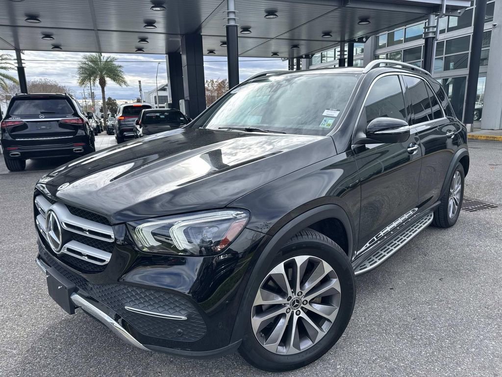 Used 2022 Mercedes-Benz GLE 350 4MATIC image 3