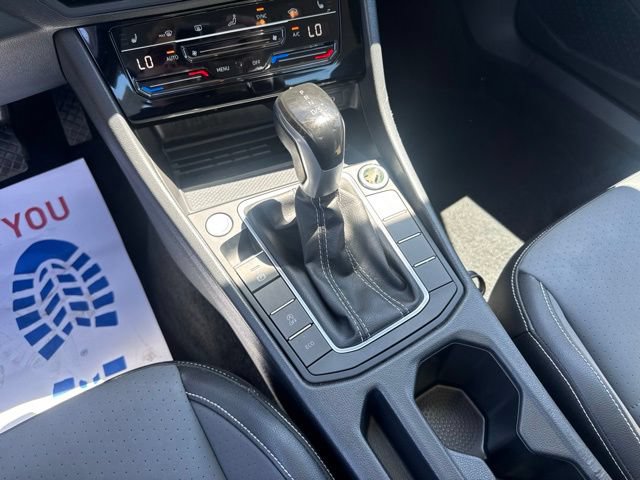 Used 2025 Volkswagen Jetta SE FWD image 22