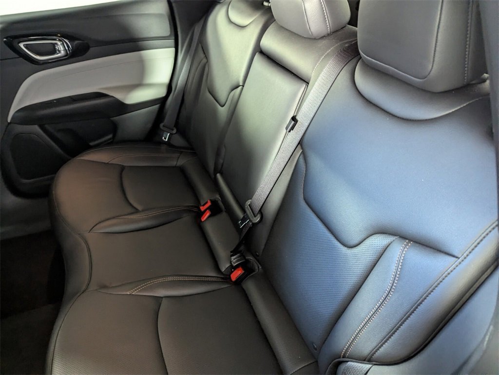 Certified 2024 Jeep Compass Limited w/ Elite Group image 16