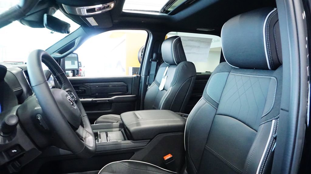 New 2026 RAM 3500 Limited image 25