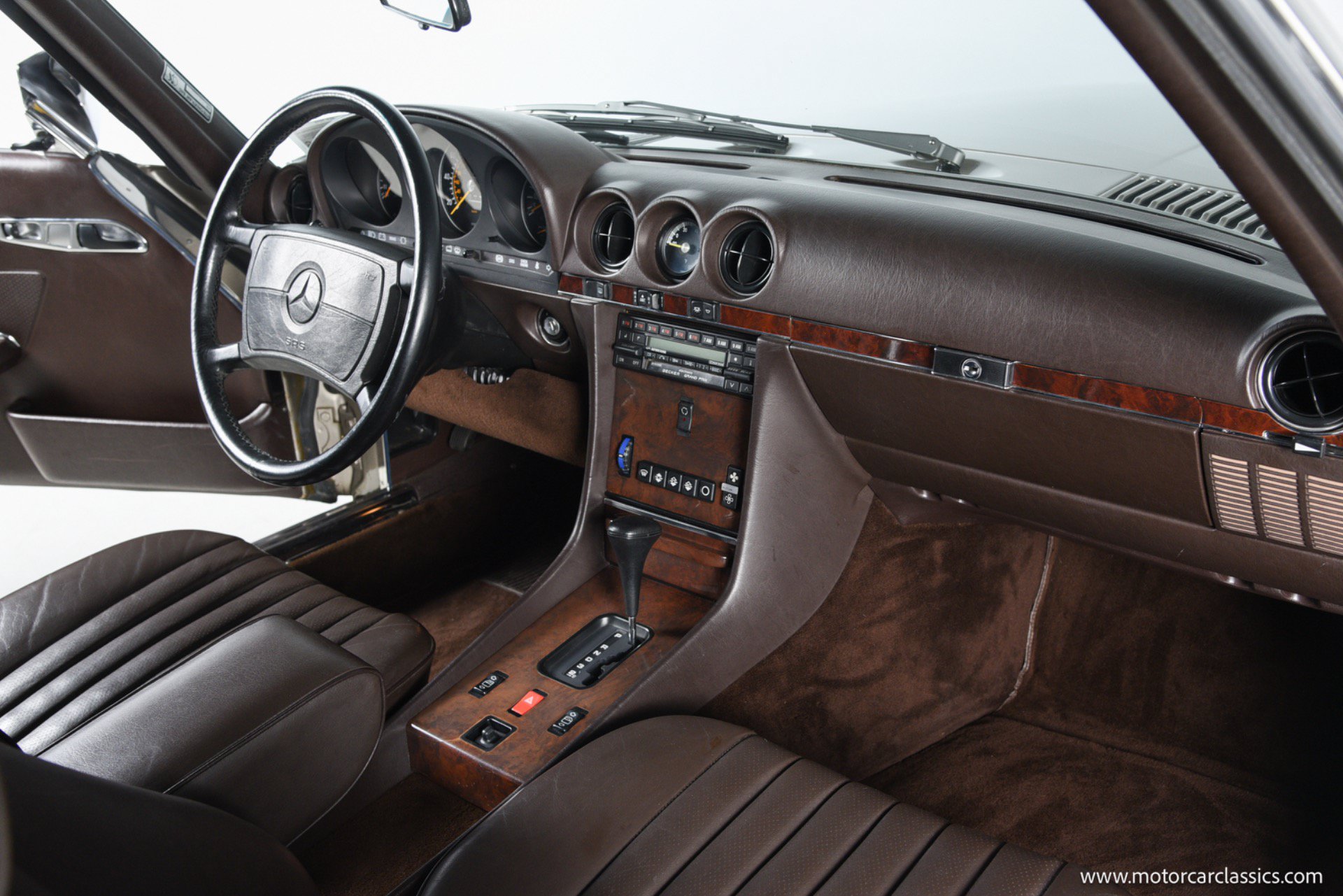 Used 1988 Mercedes-Benz 560 SL image 36