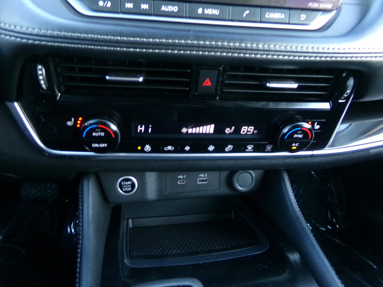 Used 2023 Nissan Rogue SL image 32