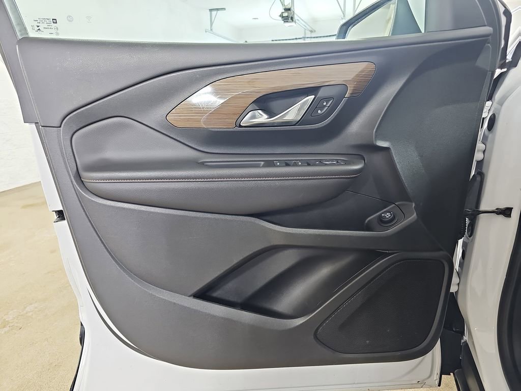 Used 2020 GMC Terrain SLE w/ Driver Convenience Package image 33