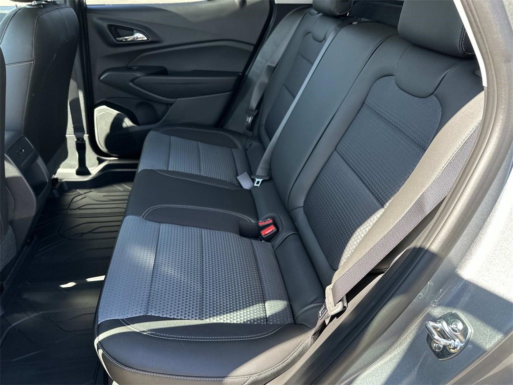 New 2025 Chevrolet Trax LT w/ LT Convenience Package image 9
