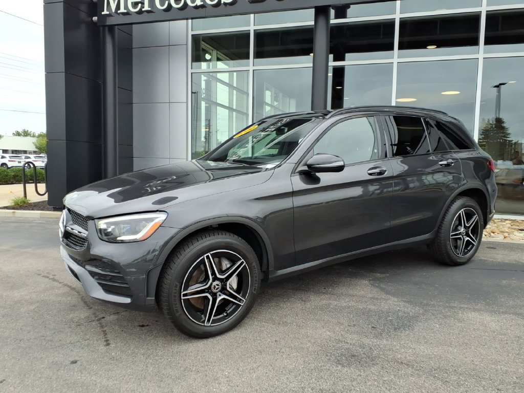 Used 2020 Mercedes-Benz GLC 300 4MATIC image 2
