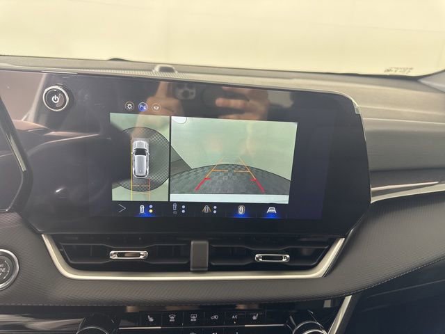 New 2026 Chevrolet Equinox LT w/ Safety and Technology Package FWD image 39
