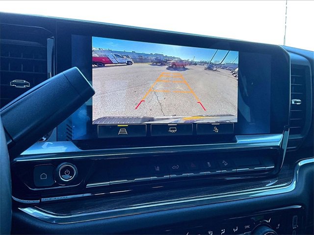 Used 2025 Chevrolet Silverado 2500 LT image 22