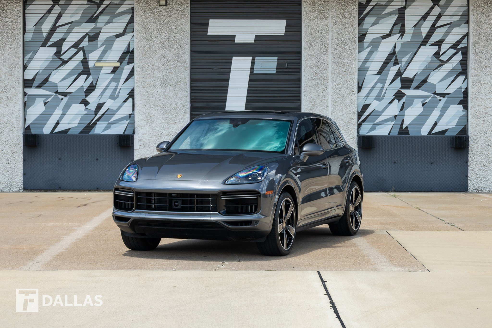 Used 2023 Porsche Cayenne Turbo S AWD/4WD image 5
