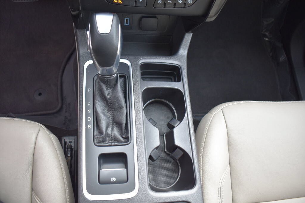 Used 2019 Ford Escape Titanium AWD/4WD image 14