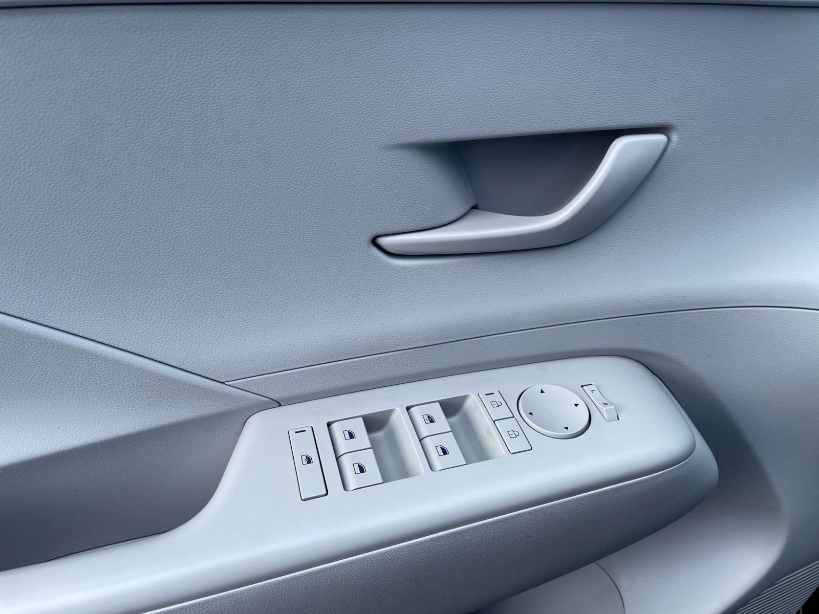 Used 2025 Hyundai Kona SEL image 20