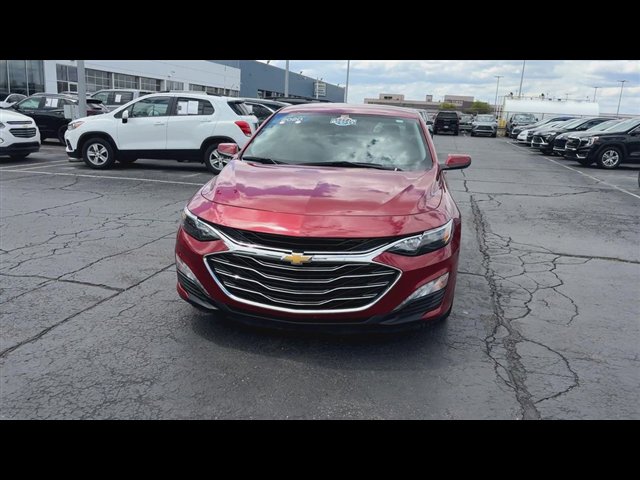 Used 2020 Chevrolet Malibu LT FWD image 3