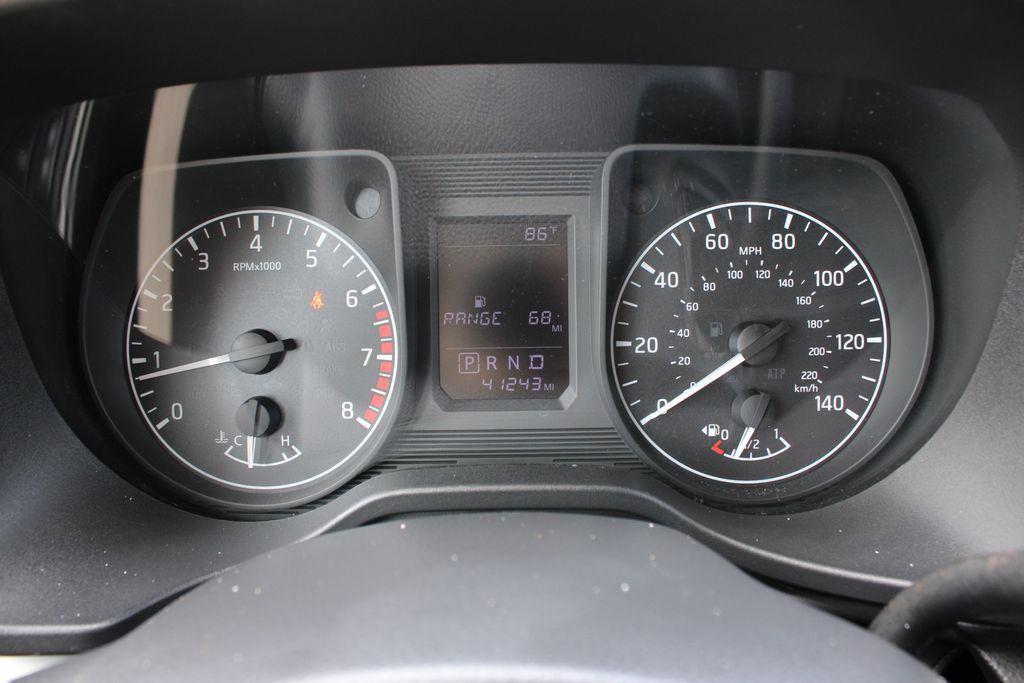 Used 2017 Nissan Titan S RWD image 12