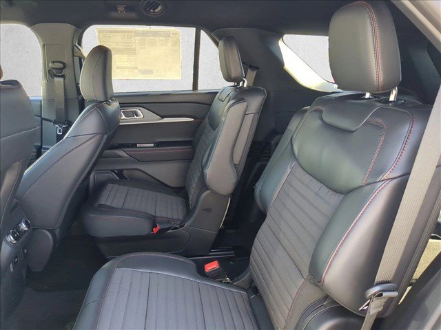 New 2027 Ford Explorer ST-Line w/ Premium Package RWD image 15