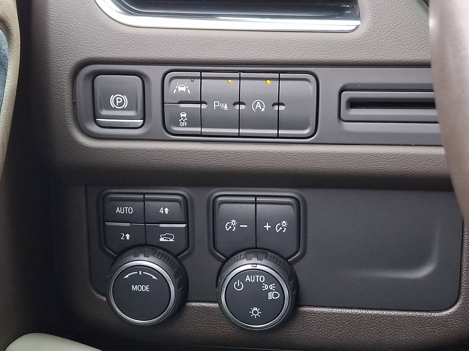 Used 2024 Chevrolet Tahoe LT image 24