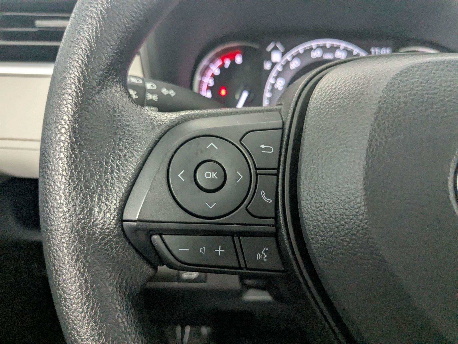 Used 2025 Toyota RAV4 XLE w/ Convenience Package FWD image 19