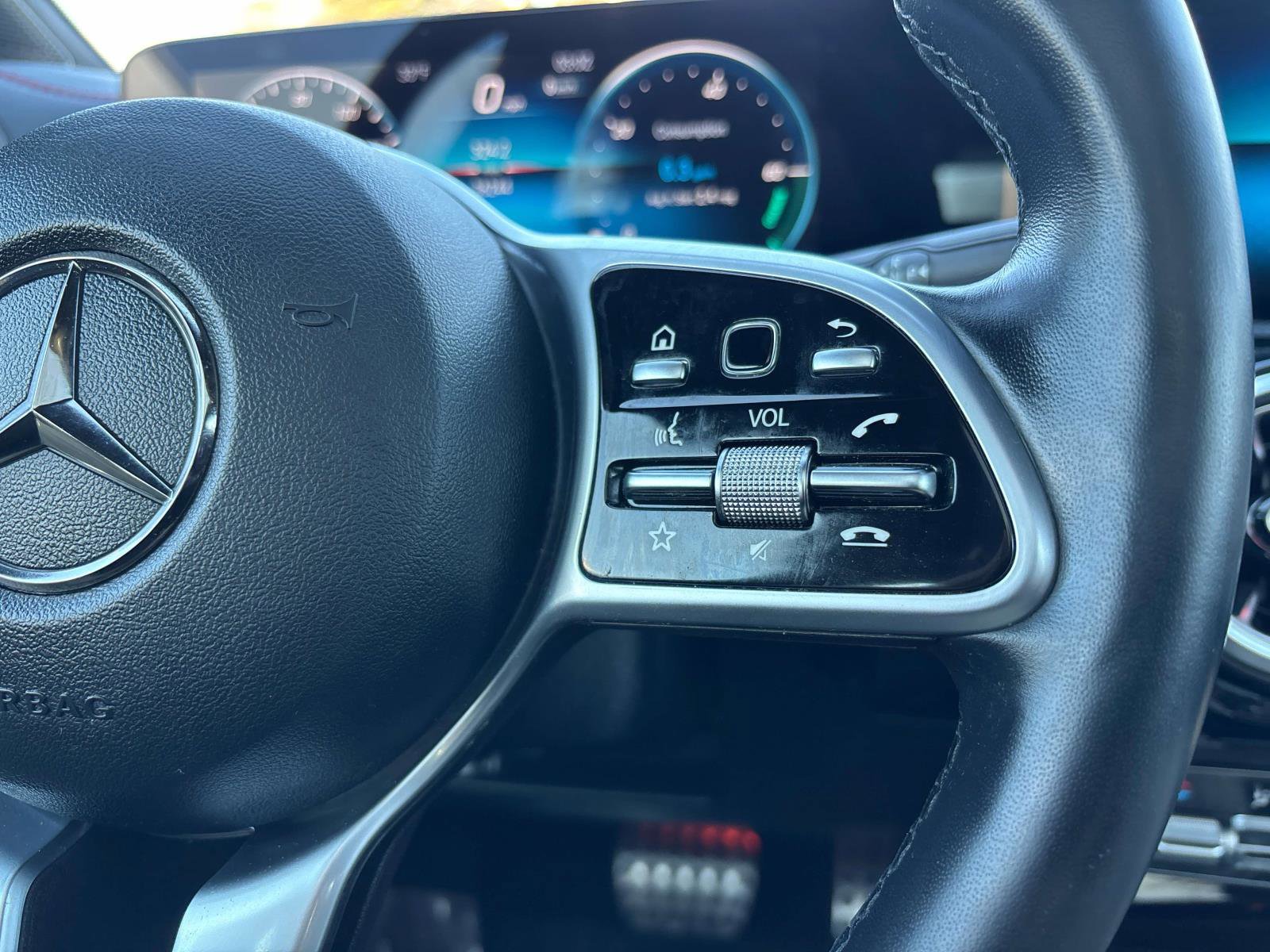 Used 2022 Mercedes-Benz CLA 250 4MATIC image 18