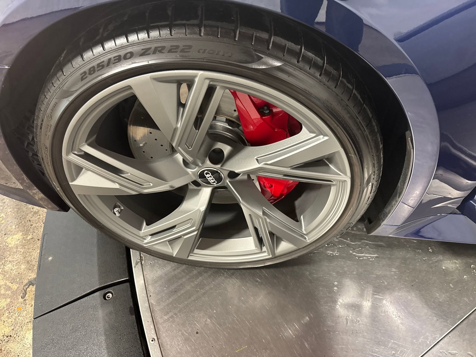 Used 2021 Audi RS 6 image 2