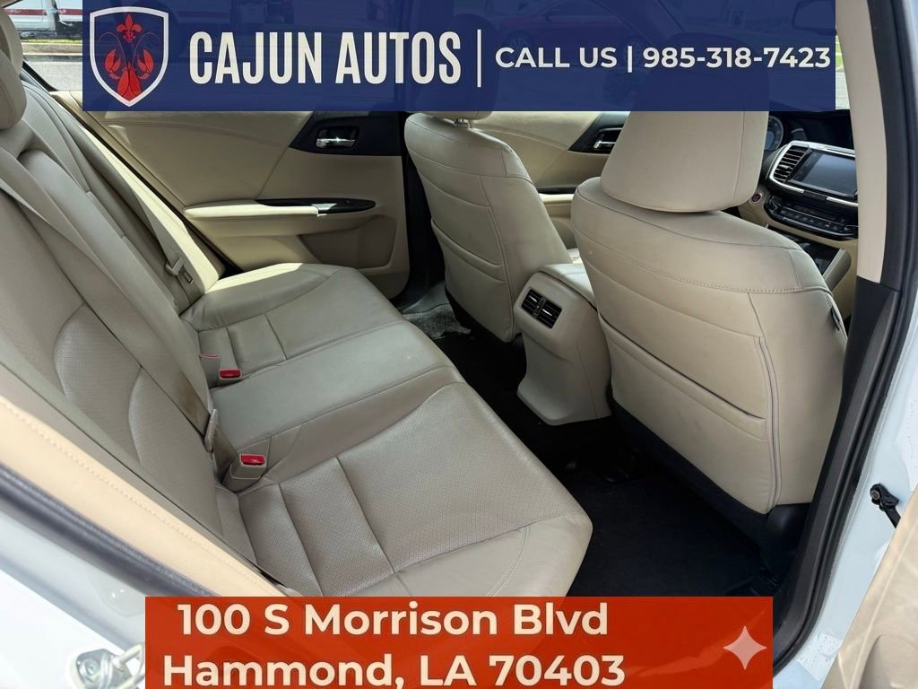Used 2017 Honda Accord Touring image 23