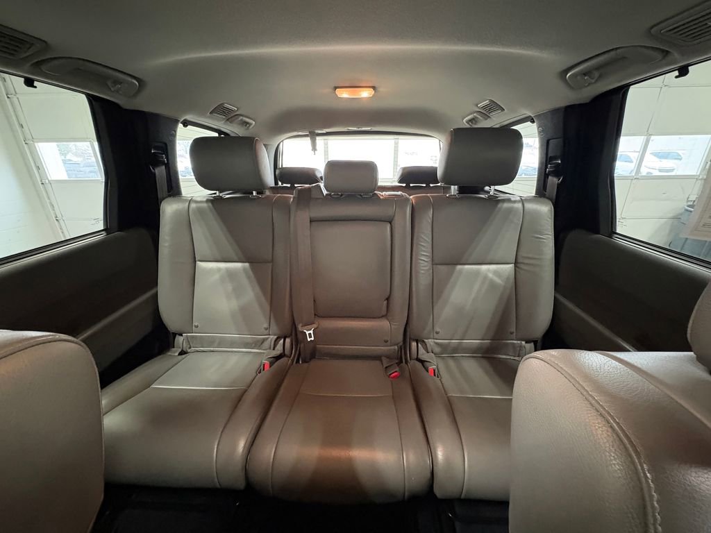 Used 2020 Toyota Sequoia Limited image 33