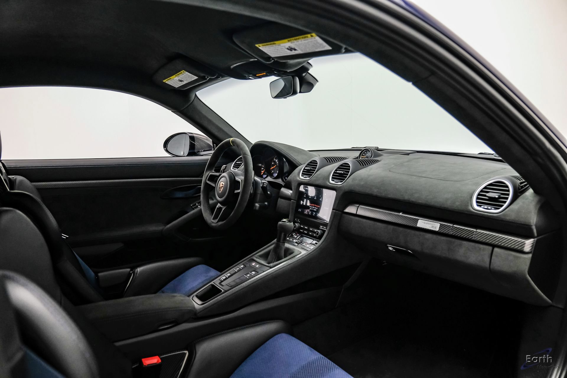 Used 2025 Porsche 718 Cayman GT4 RS RWD image 58