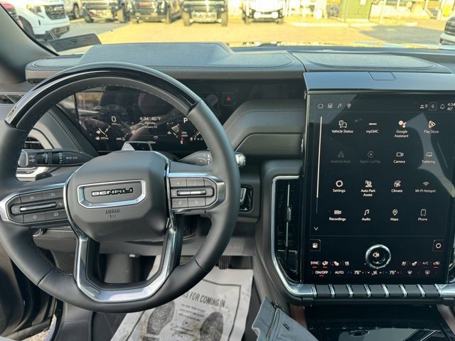 New 2026 GMC Yukon XL Denali w/ Denali Reserve Package image 17