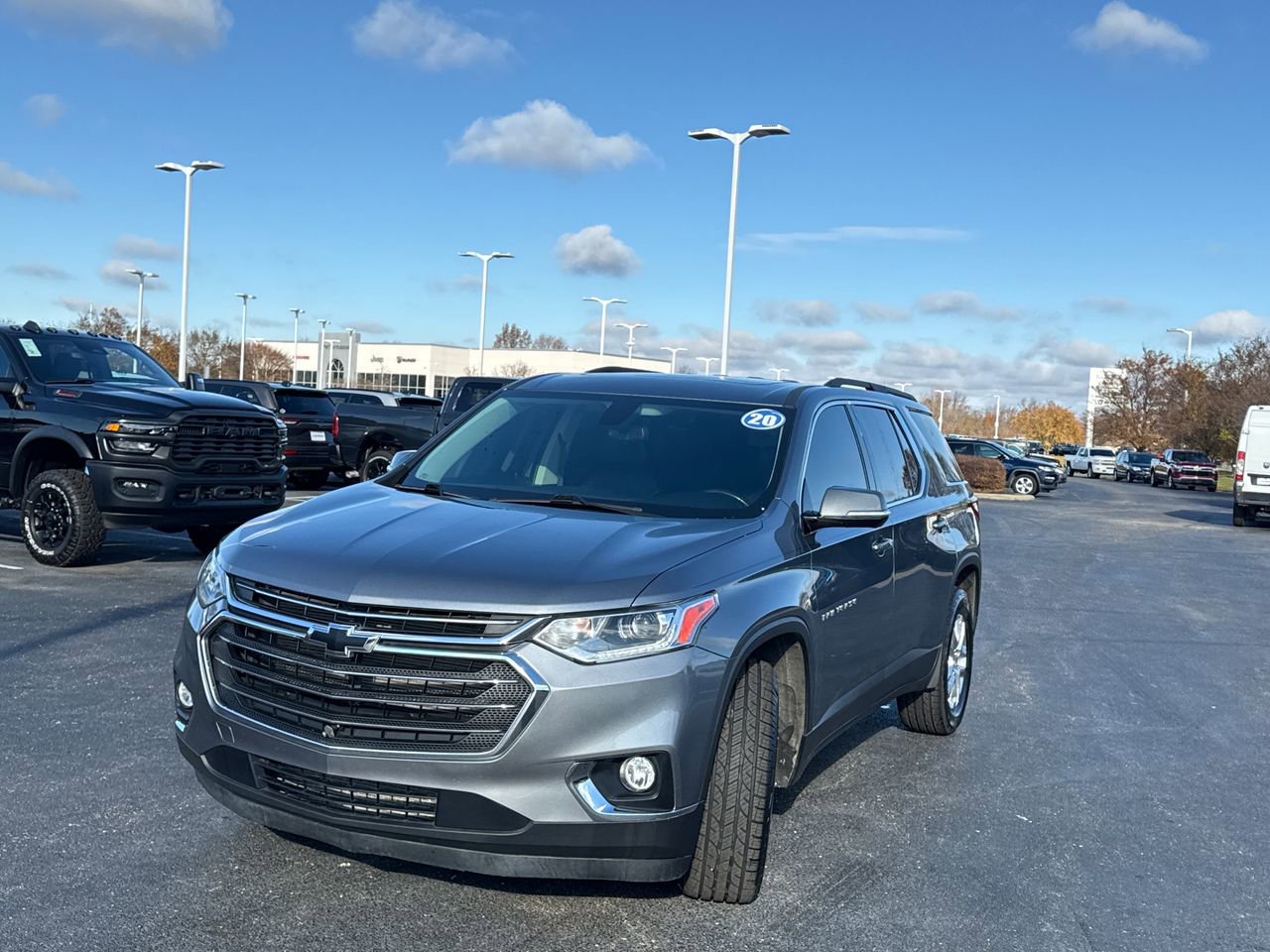 Used 2020 Chevrolet Traverse LT w/ LT Premium Package image 7