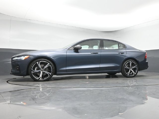 Certified 2024 Volvo S60 B5 Ultimate w/ Climate Package AWD/4WD image 39