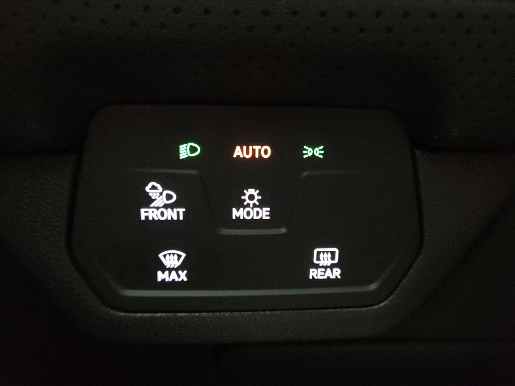 Certified 2025 Volkswagen Atlas Cross Sport SEL image 12