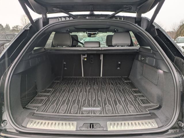 Used 2026 Land Rover Range Rover Velar Dynamic SE image 16