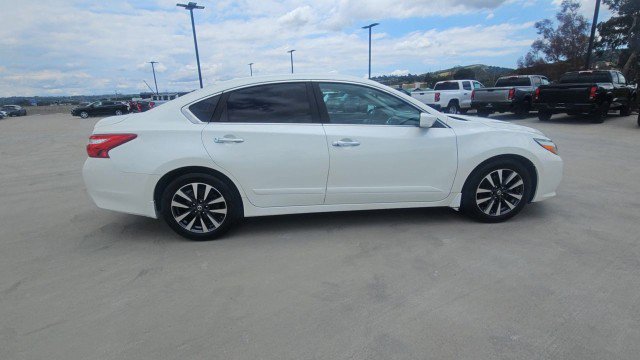 Used 2016 Nissan Altima 2.5 SV FWD image 9