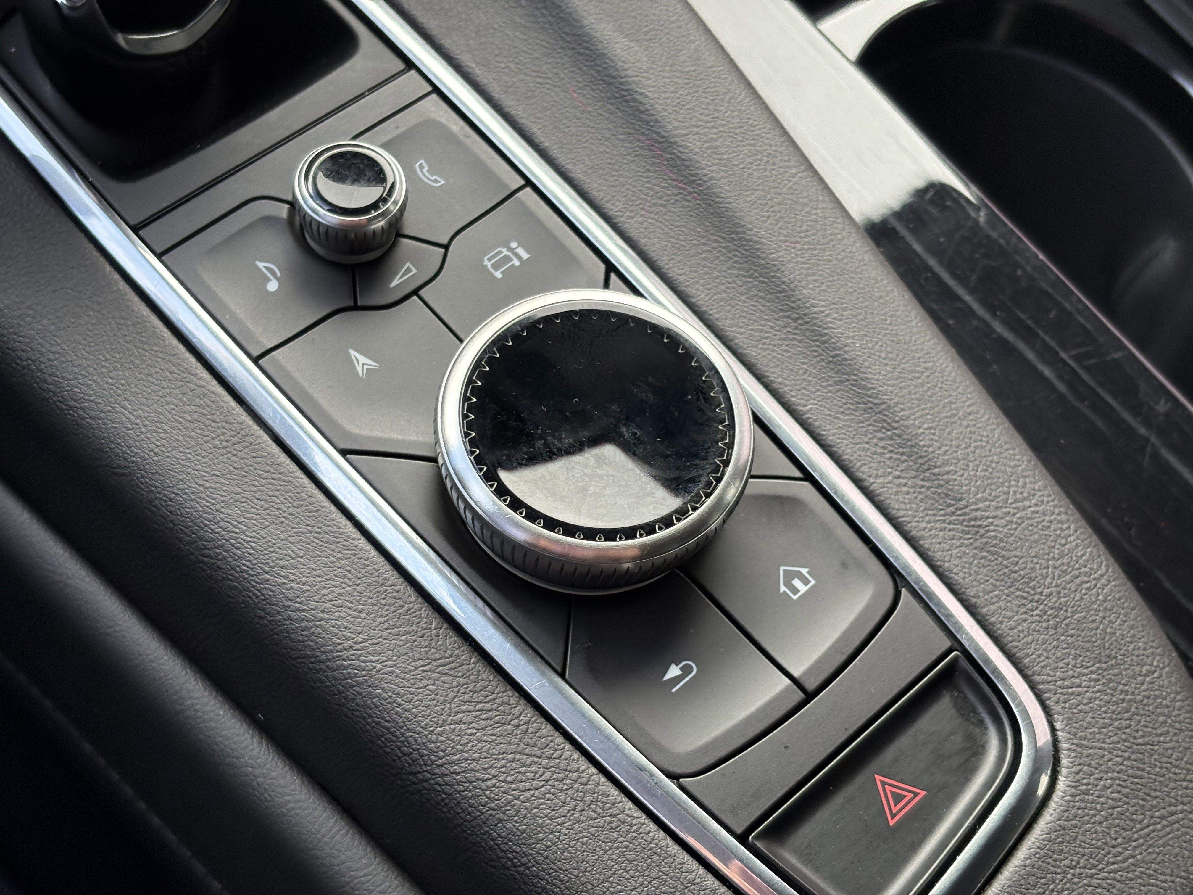 Used 2024 Cadillac Escalade Sport image 29