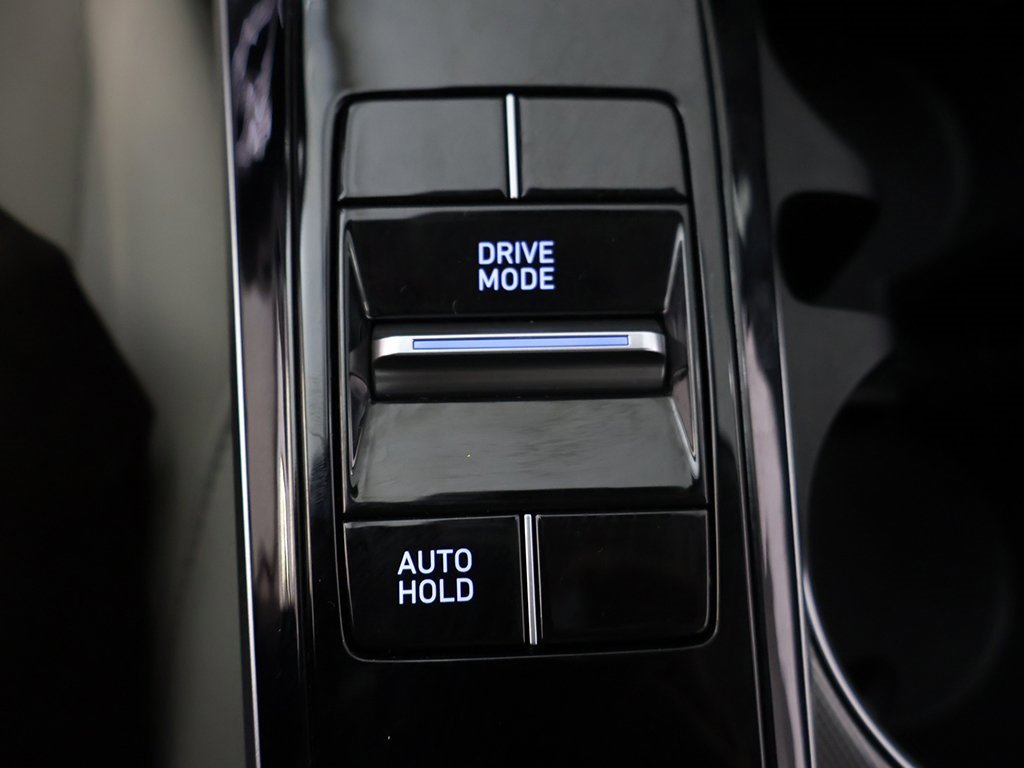 Used 2023 Hyundai Sonata SE w/ Preferred Accessory Package image 46