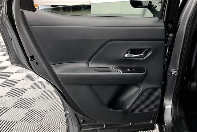 New 2026 Nissan Kicks SV image 28