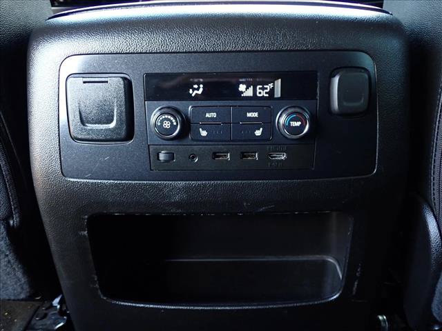 Used 2018 Chevrolet Suburban LT AWD/4WD image 10