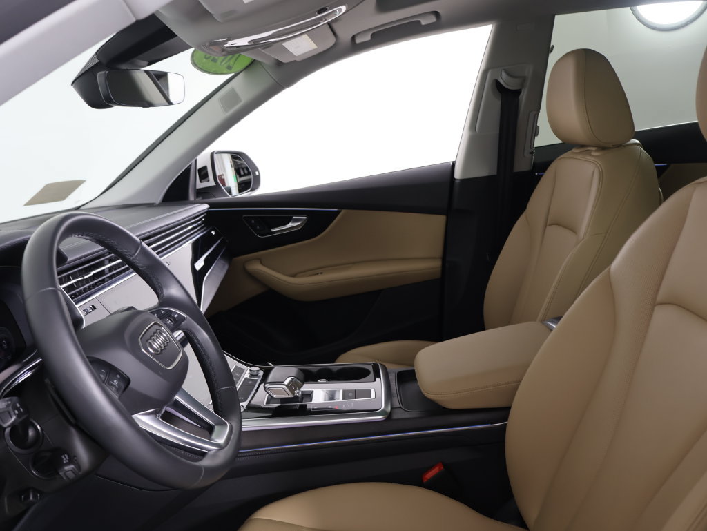 Certified 2023 Audi Q8 Premium Plus w/ Premium Plus Package AWD/4WD image 19